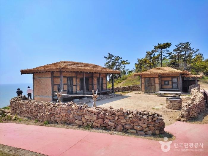 도초도의 새로운 관광 명소, 영화 〈자산어보〉 촬영지