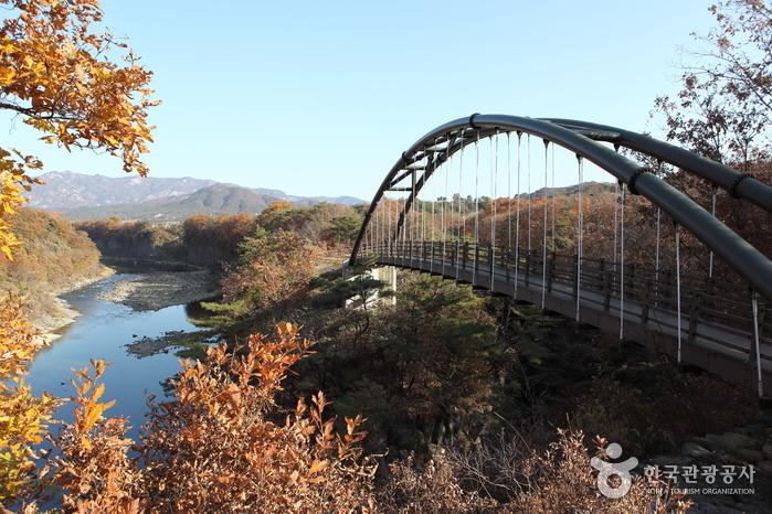 억겁 세월이 빚은 협곡을 따라가는  포천 한탄강주상절리길 3코스 벼룻길> 여행기사 | 추천! 가볼만한곳:대한민국 구석구석” style=”width:100%”><figcaption>억겁 세월이 빚은 협곡을 따라가는  포천 한탄강주상절리길 3코스 벼룻길> 여행기사 | 추천! 가볼만한곳:대한민국 구석구석</figcaption></figure>
<p style=