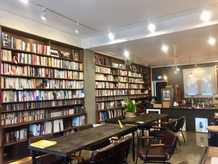 섬진강두꺼비, 여행자카페 1933오후 여행 가볼만한곳