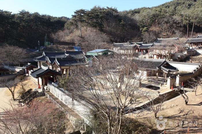 세계가 인정한 ‘한국의 서원’, 도산서원 전경