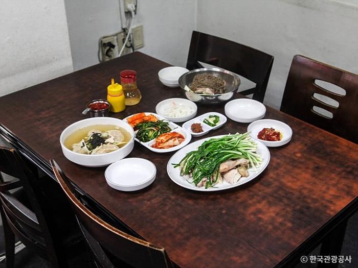 만포막국수 인기 메뉴들