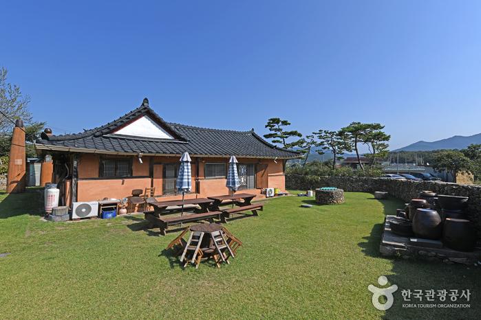 [강화] 고향집처럼 아늑한 비대면 힐링 숙소 강화 옛날에금잔디... 강화 옛날에금잔디> 여행기사 | 한국관광품질인증[Korea Quality]... 