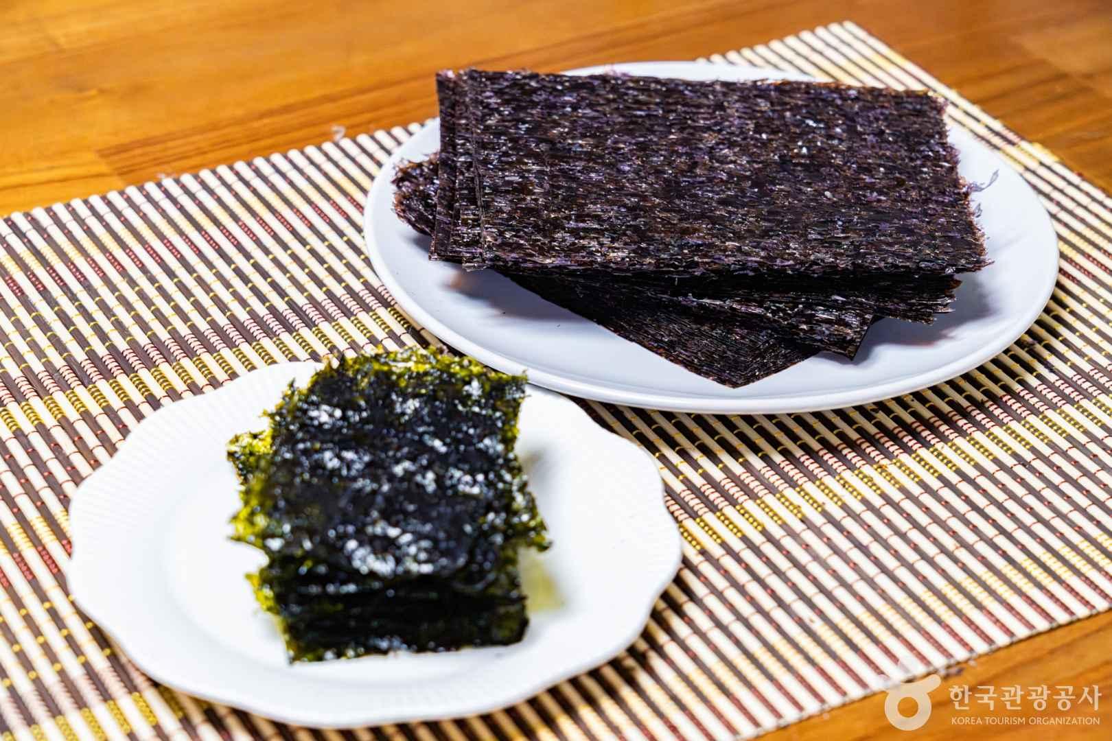 세계가 반한 K-푸드의 선두주자, 김> 여행기사 :대한민국 구석구석 [K-로컬 미식여행 33선] 27. 세계가 반한 K-푸드의 선두주자, 김> 여행기사... 