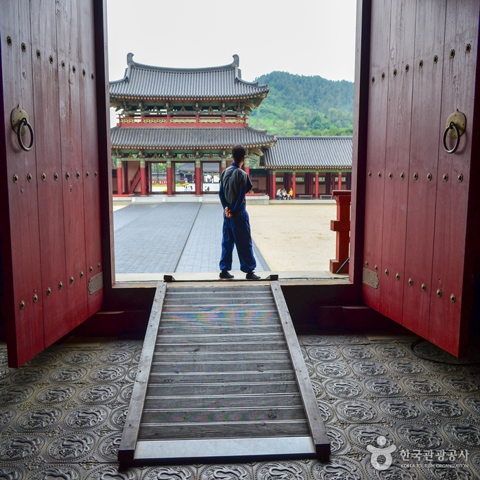 사비궁 내의 경사로