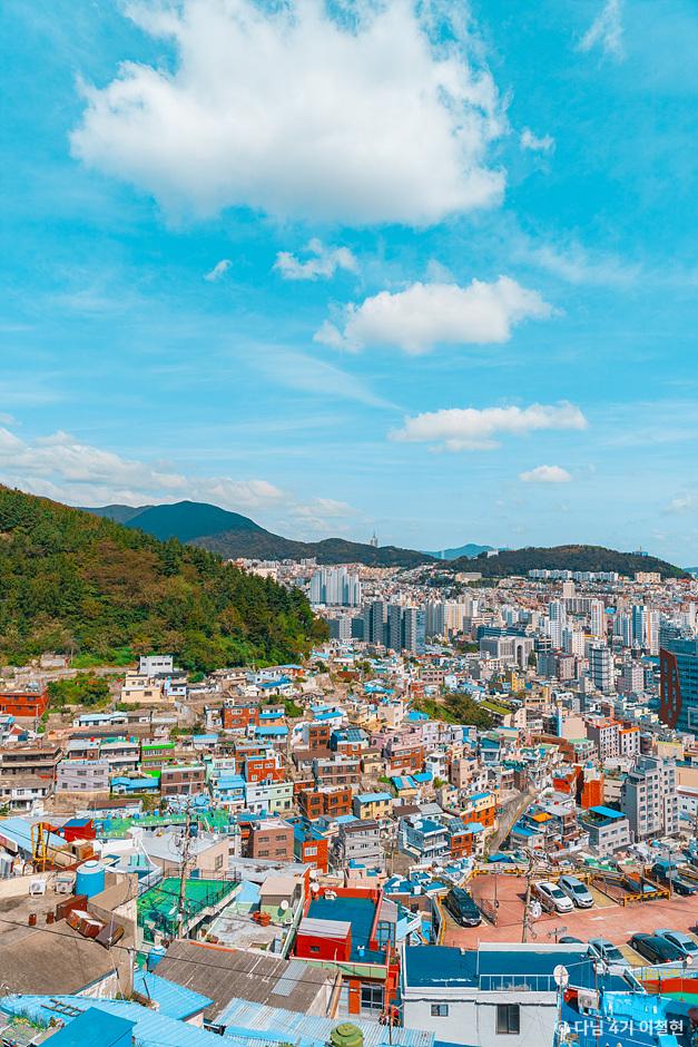 눈 호강 제대로 하는 알록달록 랜선 골목투어 4|국문관광정보 - PC