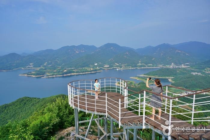 제천 치유의 숲 이미지