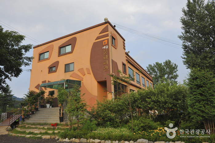 홍천테마파크구, 예술촌 여행 가볼만한곳