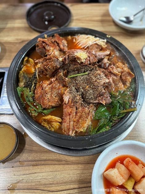 청기와뼈다귀해장국