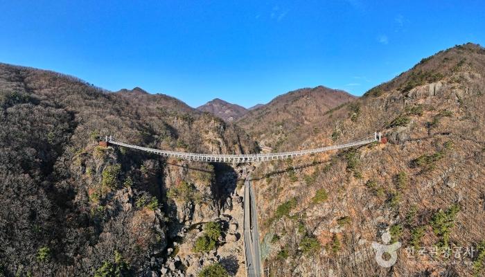 2022년 7월에 개통한 운일암반일암구름다리