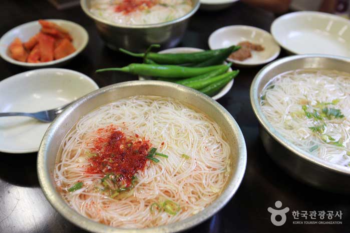 가을밤을 수놓는 낭만 불빛, 완주 산속여우빛