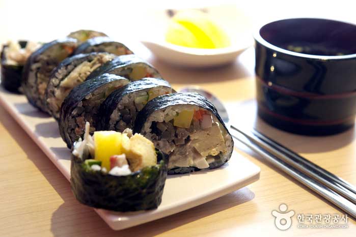 서울 구석구석에서 만나는 다섯 가지 별미 김밥