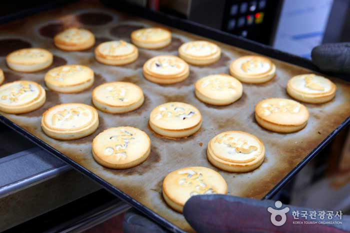 양산의 슈퍼스타, 삽량빵과 울통치킨