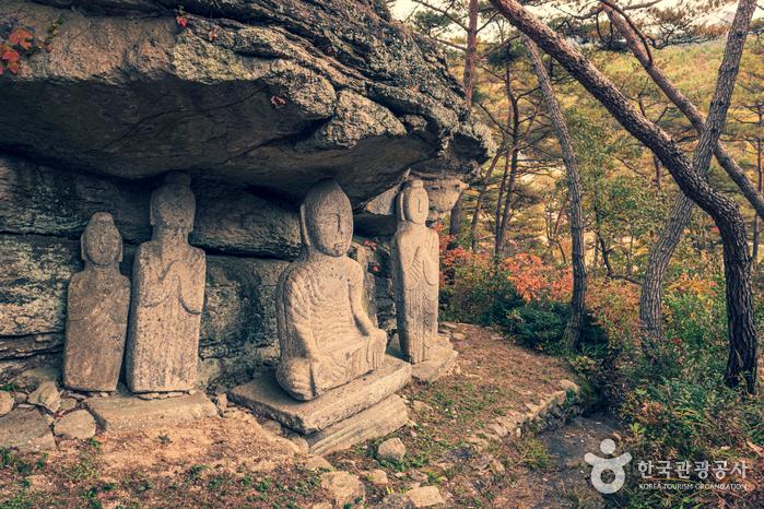 화산재가 쌓여 만들어진 돌로 빚은 신비의 절 화순 운주사 여행기사 추천 가볼만한곳 대한민국 구석구석