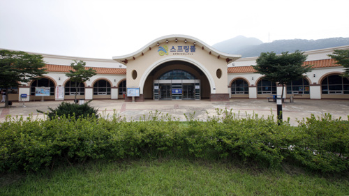 포천의 온천수와 함께 아트밸리와 허브랜드의 힐링을 찾아서. 여행 가볼만한곳