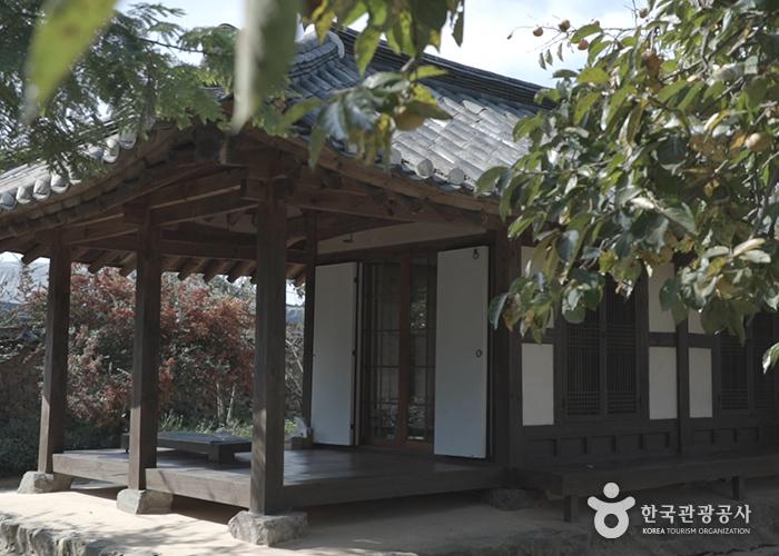 시민의 문화유산으로 자리잡아 보존할 때에 가치가 생기는 곳 ‘도래마을옛집’> 여행기사 | 전통한옥:대한민국 구석구석