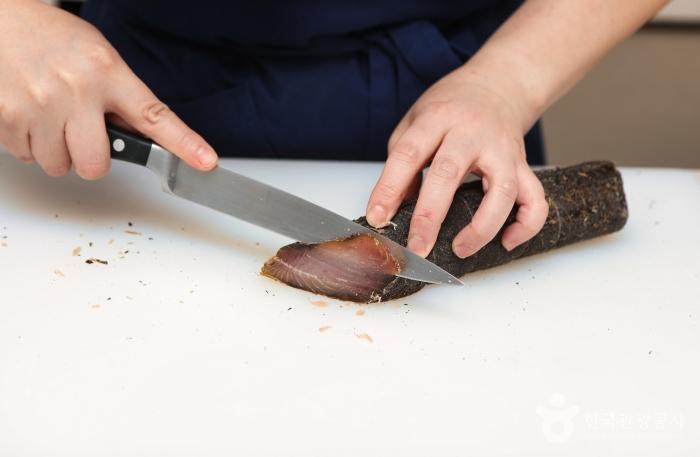 바게트 안에 햄 대신 들어갈 민어피쉬테리