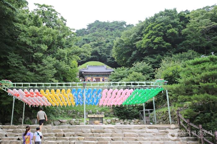 토함산 중턱에 있는 석굴암