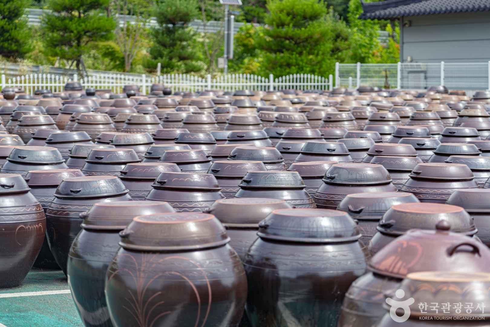 강순옥 명인 장항아리들